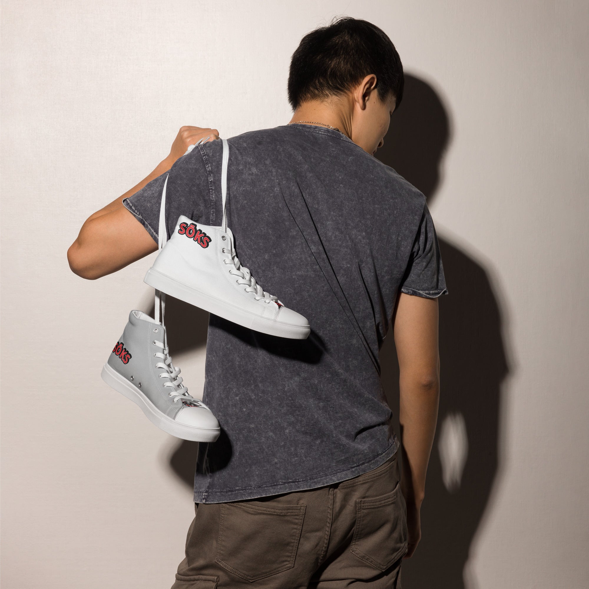 SŌKS Men’s high top canvas shoes